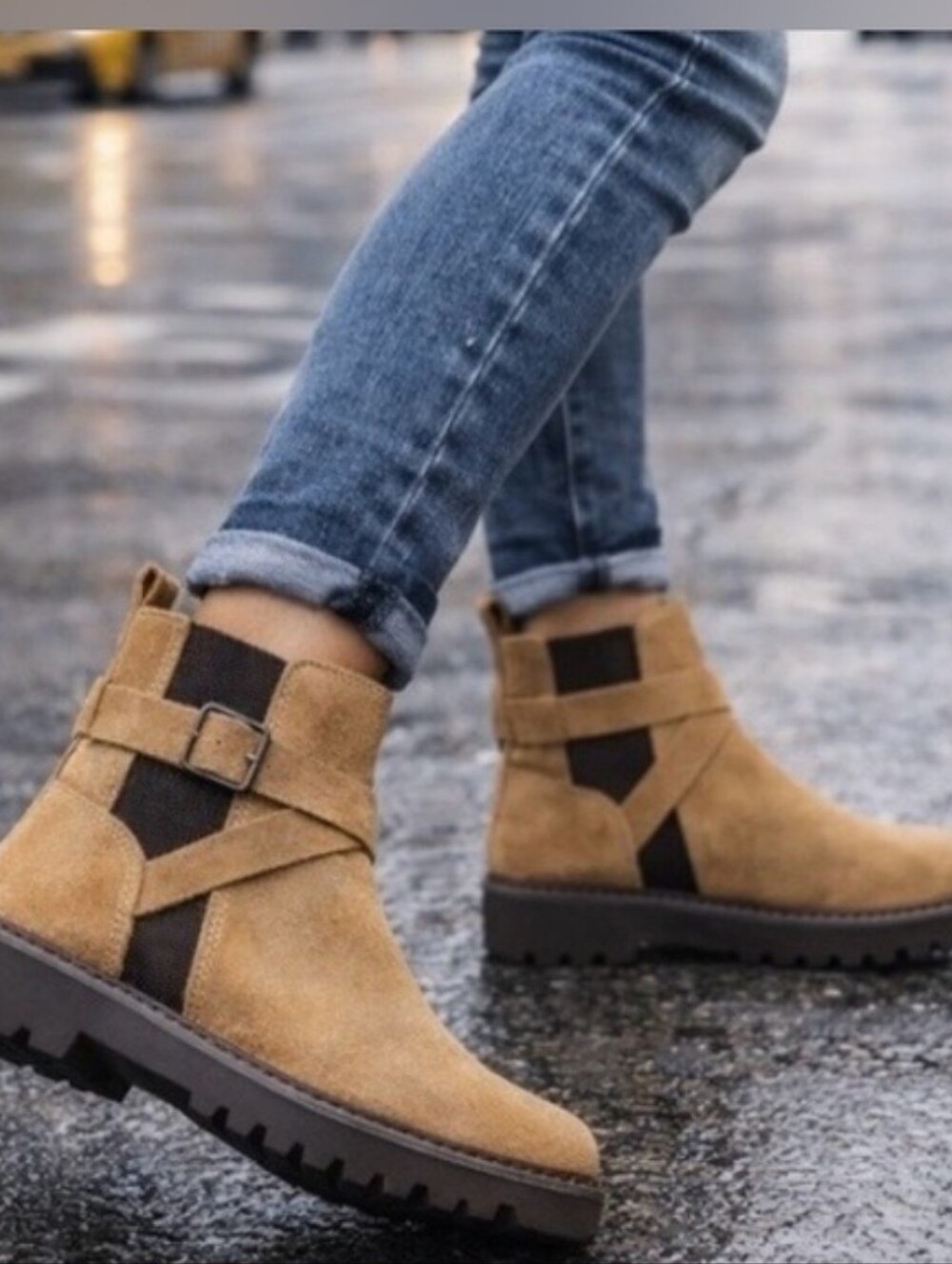 Donald Pliner Captain Caramel Suede Leather Lug Sole Buckle Strap Moto Boots  8